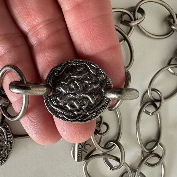 Vintage Liz’ Claiborne Silver Tone Medallion Chain Belt Waist Chain - Picture 9 of 9